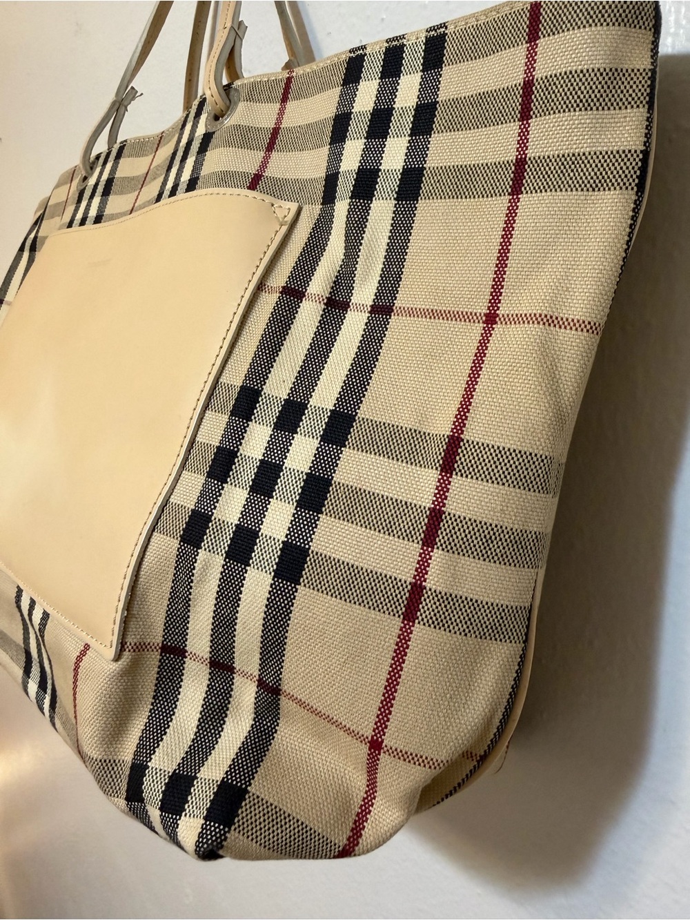 Burberry NOVA CHECK Plaid Canvas Tote with Tan Leather Trim Made in Italy